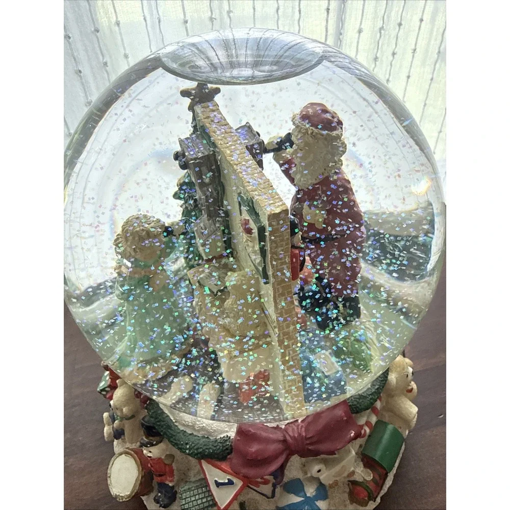 Kirkland Musical Water Globe We Wish You Merry Christmas 109619 Sincerely Santa